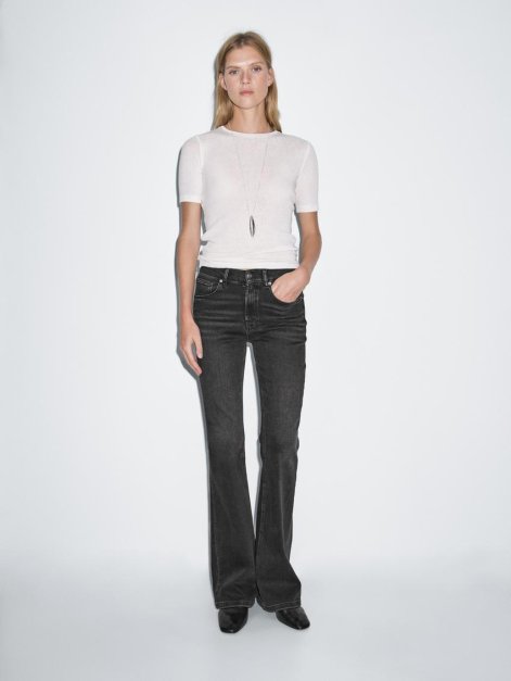 jeansy-flare-trendy-jesień-zima-2025-2026-massimo dutti