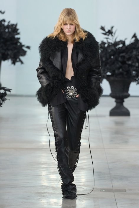 Blumarine F25 025