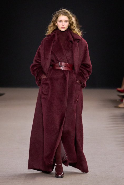 bordo-total-look-jesien-zima-2025-2026-Max Mara F25 001
