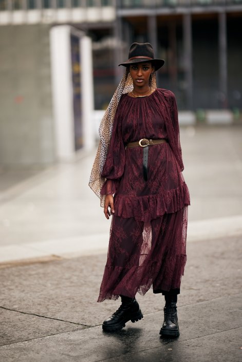 bordo-total-look-jesien-zima-2025-2026-Paris HC str S25 0393