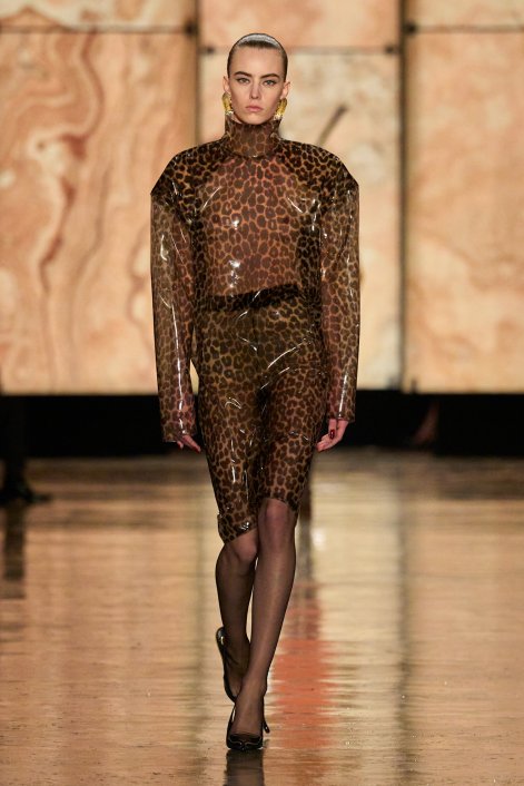 Saint Laurent F25 020 (1)