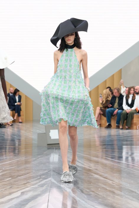 61_DIOR_MODE_FEMME_SPRING_SUMMER_2026_LOOK_61