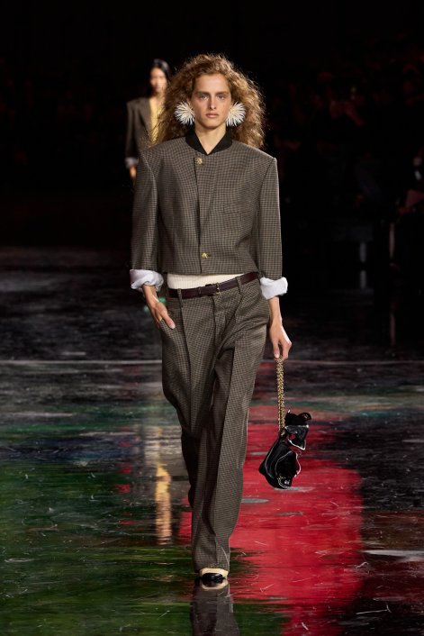 Chanel S26 001