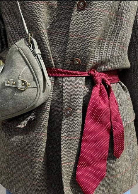  5 stylowych, nieoczywistych pomysłów na krawat