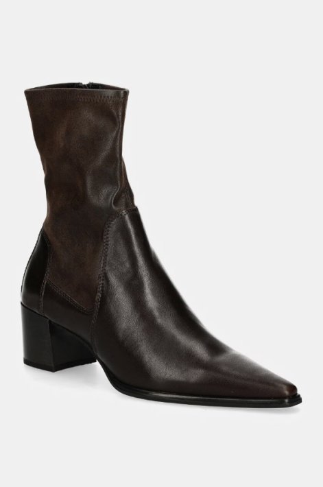 Sock-boots-modne-buty-na-jesień-i-zimę-2025-2026-vagabond