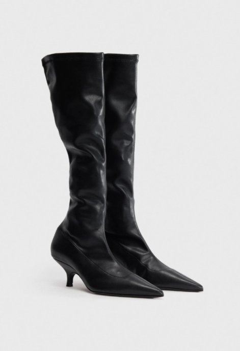 Sock-boots-modne-buty-na-jesień-i-zimę-2025-2026-giaborghini