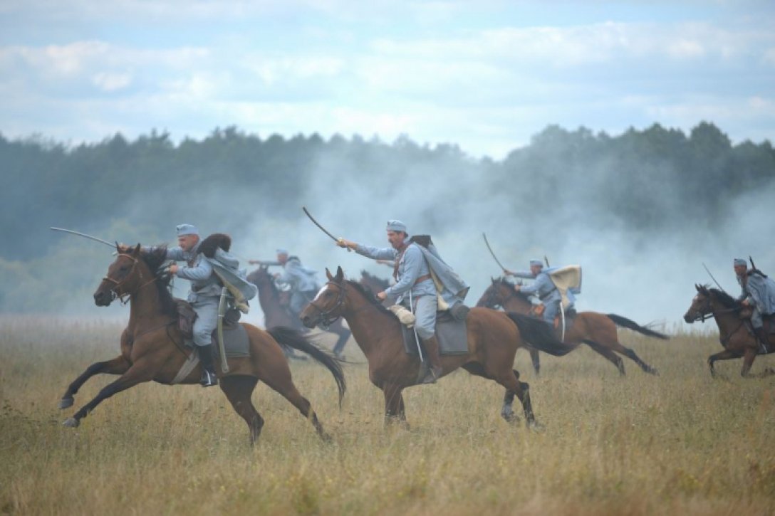 9 polskich filmow i książek, które pięknie mówią o tym, czym jest patriotyzm