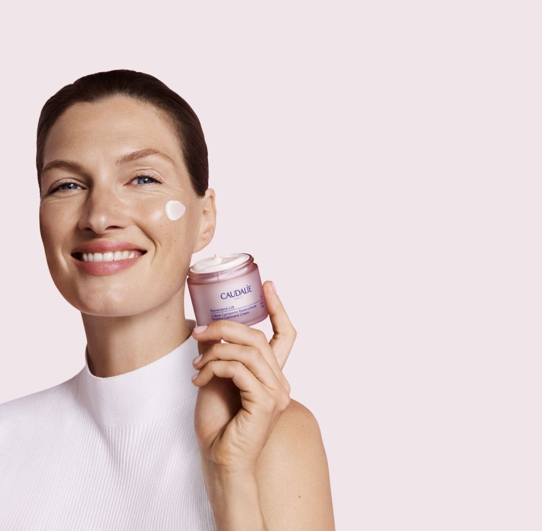 Znana francuska marka kosmetyków sięga po wegański kolagen, nową gwiazdę pielęgnacji anti-aging