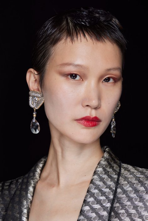 pomysly-na-czerwone-usta-Armani Prive HC bks F23 048