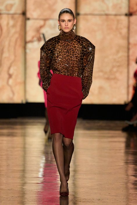 jak-nosić-panterkę-stylizacje-jesień-zima-2025-2026-Saint Laurent F25 012