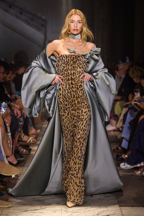jak-nosić-panterkę-stylizacje-jesień-zima-2025-2026-Elie Saab HC F25 041