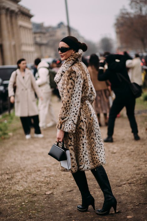 jak-nosić-panterkę-stylizacje-jesień-zima-2025-2026-Paris HC str S23 0408