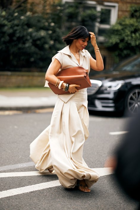 slouchy-bag-modne-torebki-na-jesień-zimę-2025-2026-London str F25 1023