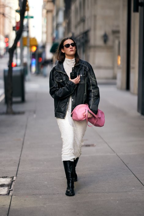 slouchy-bag-modne-torebki-na-jesień-zimę-2025-2026-New York str F25 0567