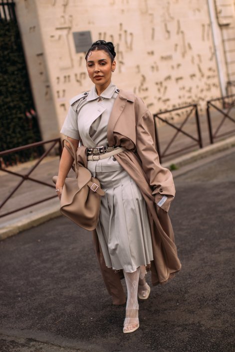 slouchy-bag-modne-torebki-na-jesień-zimę-2025-2026-Paris str F25 2515