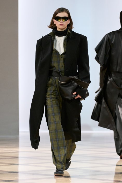 slouchy-bag-modne-torebki-na-jesień-zimę-2025-2026-Litkovska BU F25 005