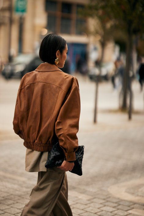 slouchy-bag-modne-torebki-na-jesień-zimę-2025-2026-Paris str S26 1400