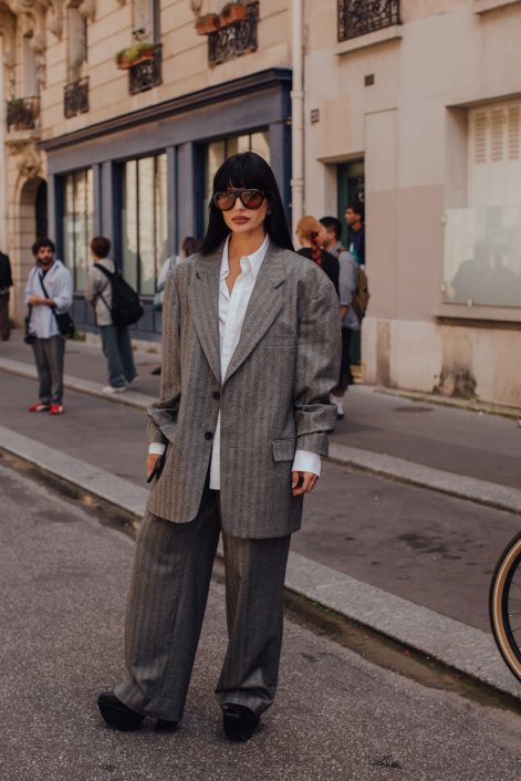 fryzury-z-grzywką-dla-dojrzałych-kobiet-Paris m str S25 1866