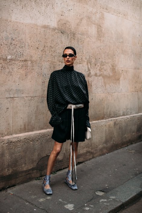 buty-z-kwadratowym-noskiem-na-jesień-zimę-2025-26-Paris str F25 1630