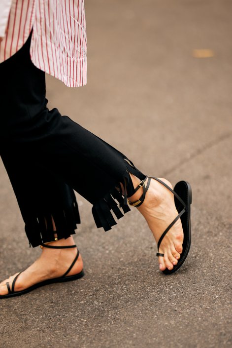 jakich butów nie wypada nosić do biura -1