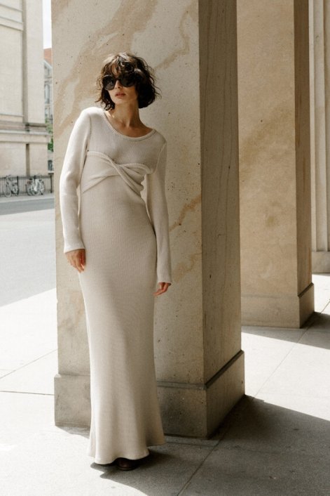 1043 jem sukienka-milos-winter-cream