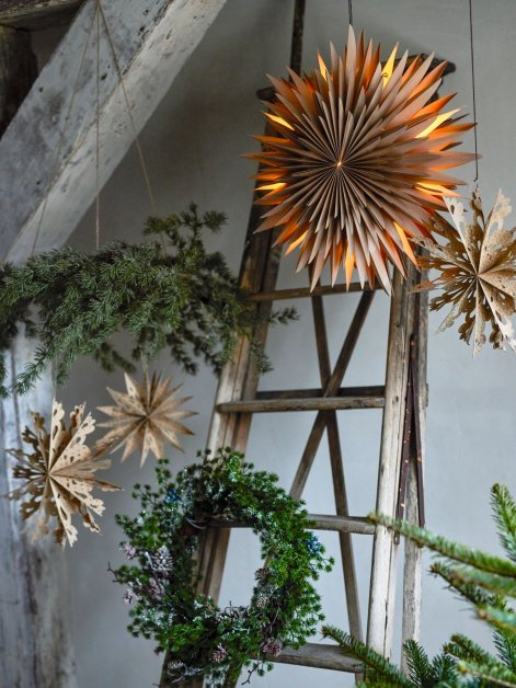 trendy- świąteczne-dekoracje-z-gwiazdą-1