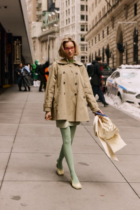 modne-rajstopy-jesień-zima-2025-2026-New York str F25 1576