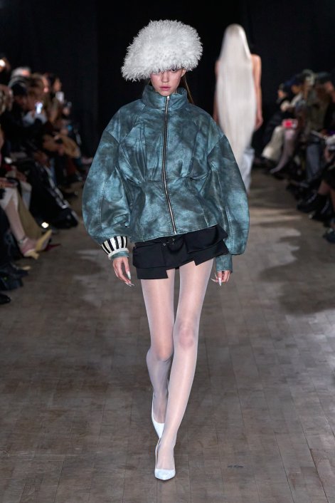 modne-rajstopy-jesień-zima-2025-2026-Weinsanto F25 010