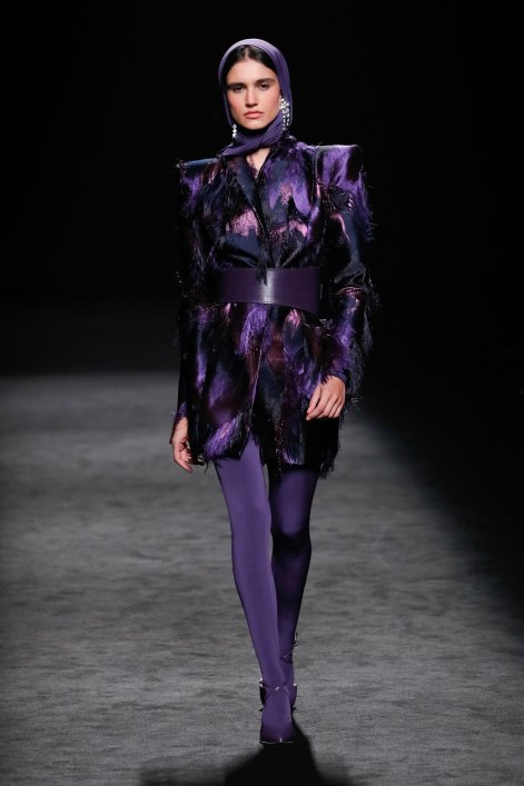 modne-rajstopy-jesień-zima-2025-2026-Claro Couture F25 027