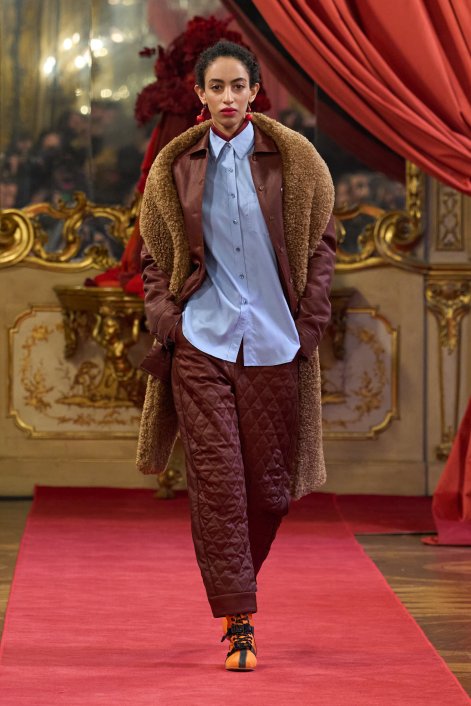 modne-duety-kolorów-jesień-zima-2025-2026-Hui F25 020