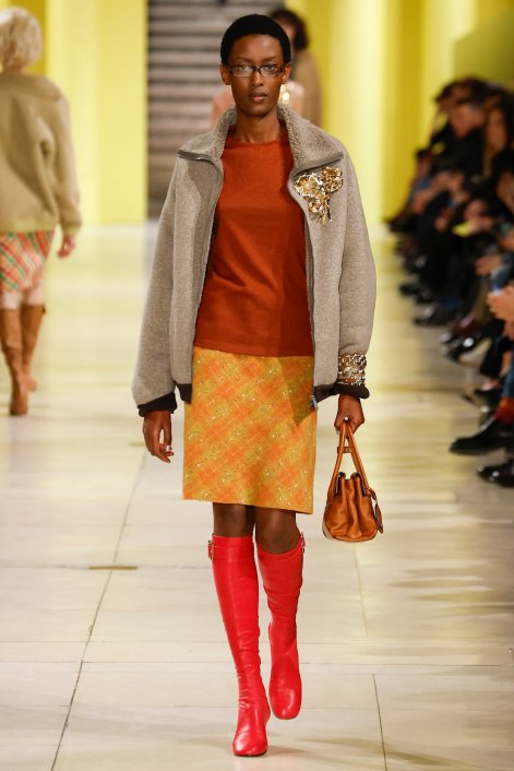 modne-duety-kolorów-jesień-zima-2025-2026-Miu Miu PO F25 021