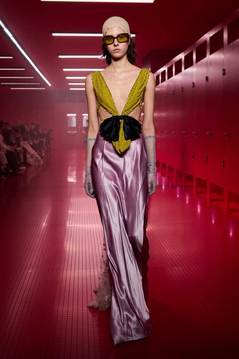 modne-duety-kolorów-jesień-zima-2025-2026-Valentino F25 037