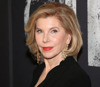 Ta aktorka przekroczyła 70. inbsp;jeszcze nigdy nie była tak rozchwytywana. Pytamy, jak to robi