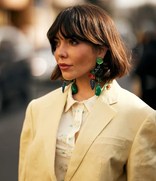 7 najmodniejszych fryzur znbsp;grzywką dla dojrzałych kobiet