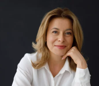 Udowadnia, że wnbsp;zarządach spółek jest miejsce dla kobiet. Rozmawiamy znbsp;Agatą Bonikowską