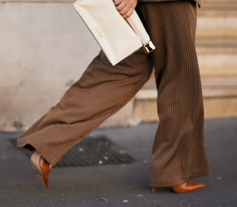 5 par butów, których nie powinnyśmy nosić do biura (niektóre modele szpilek też mogą być ryzykowne)