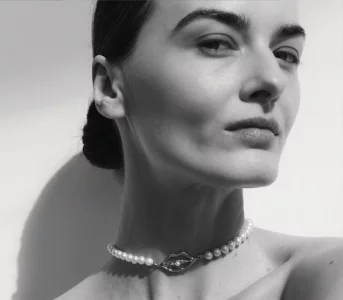 Biżuteria niszowych marek znbsp;duszą. 9 perełek wnbsp;stylu vintage, które przetrwają pokolenia