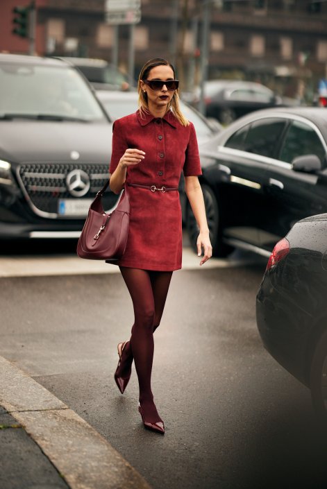 monochromatyczne-stylizacje-na-zimę-2025-2026-Milano str F25 0152 (1)