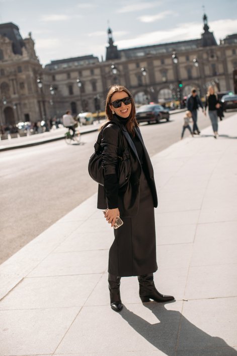 monochromatyczne-stylizacje-na-zimę-2025-2026-Paris str F25 1190 (1)