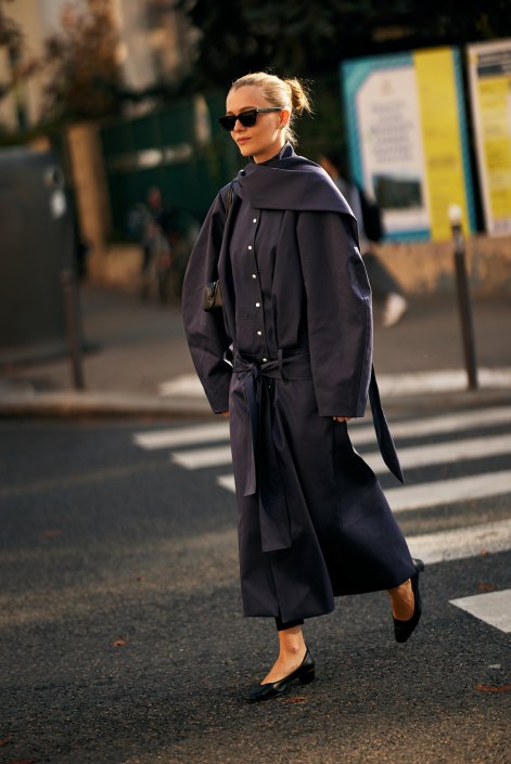 monochromatyczne-stylizacje-na-zimę-2025-2026-Paris str S26 0841