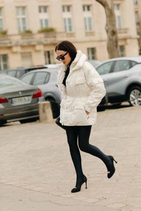 puchowe-kurtki-stylizacje-na-zimę-2025-Paris HC str S23 0707