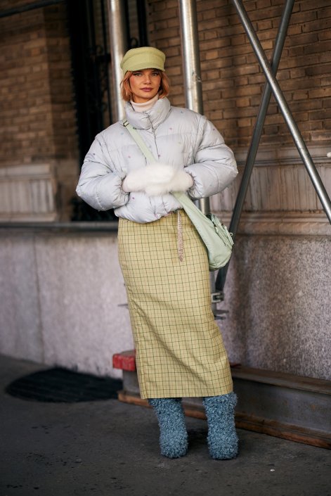 puchowe-kurtki-stylizacje-na-zimę-2025-New York str F25 1891