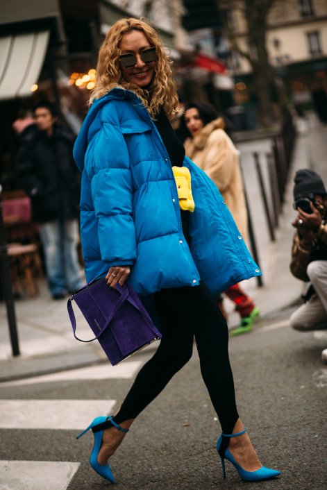 puchowe-kurtki-stylizacje-na-zimę-2025-Paris HC str S23 0632