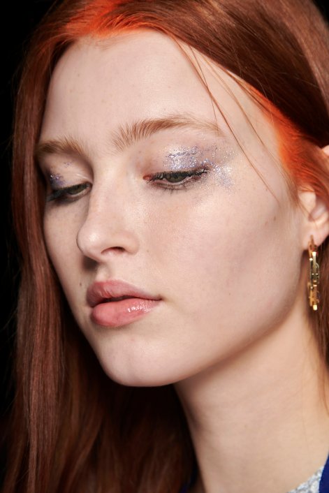 makijaż-wieczorowy-z-połyskiem-Diesel bbt F22 009