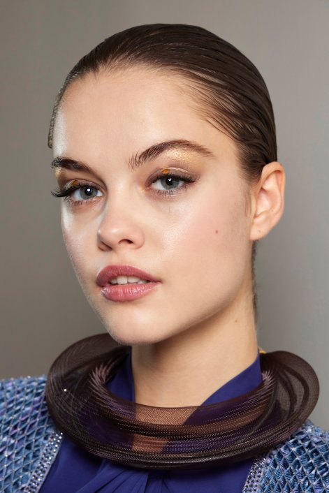 makijaż-wieczorowy-z-połyskiem-Giorgio Armani bbt S23 016 (1)