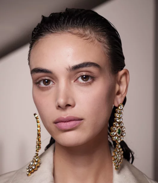 Różne odcienie chocolate make-up. Makijaż oka, który dodaje spojrzeniu ciepła inbsp;głębi