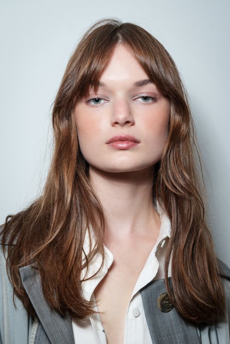 cool-toned-makeup-modny-makijaż-zima-2026-Esber bks S26 036