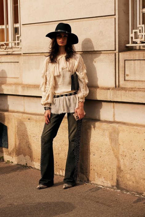 koronka-laced-up-trendy-moda-2026-Paris str S26 1198