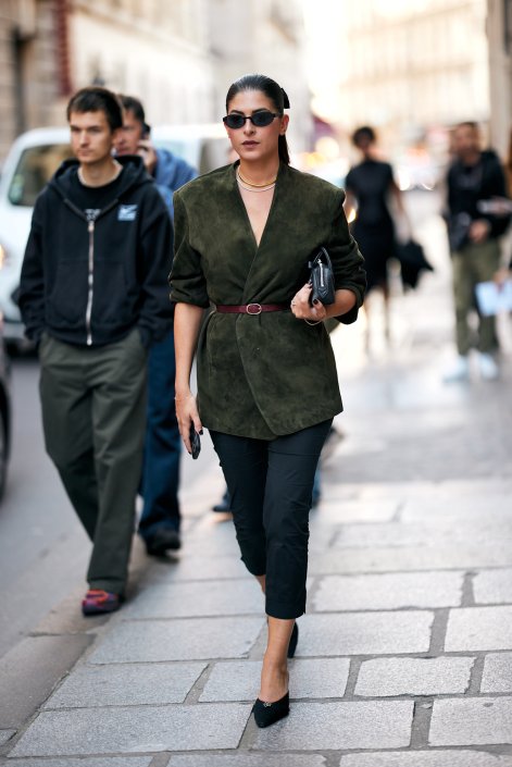 modne-stylizacje-z-marynarką-2026-Paris str S26 0192 (1)