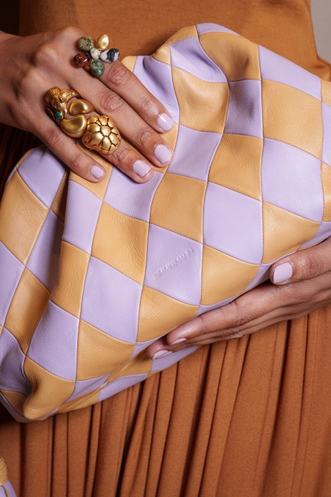 modne-kolory-paznokci-2026